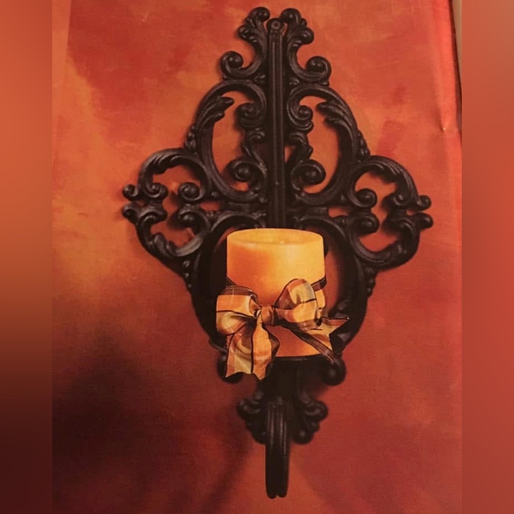 SLAH New Orleans Decorative Wall Sconce Red Mountain Iron EUC